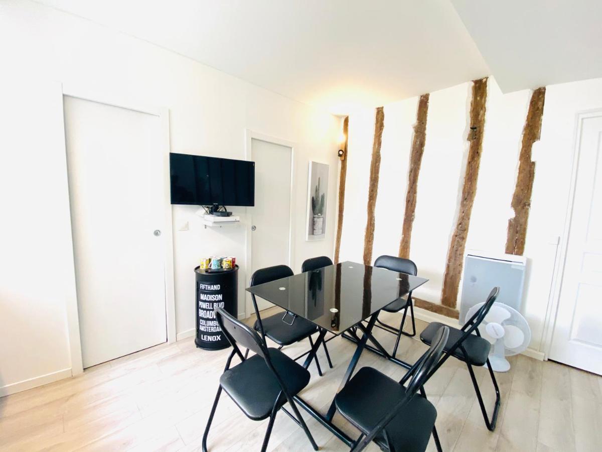 Beauty Saint Paul Appartement Parijs Buitenkant foto